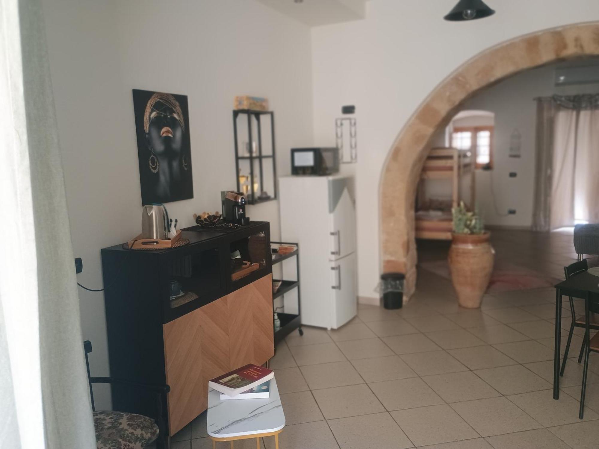 Al Vico Bartoli Suite Room Mazzarino Extérieur photo